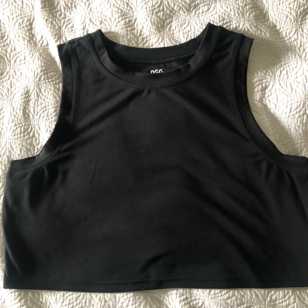 DSG, black crop workout top, size XL